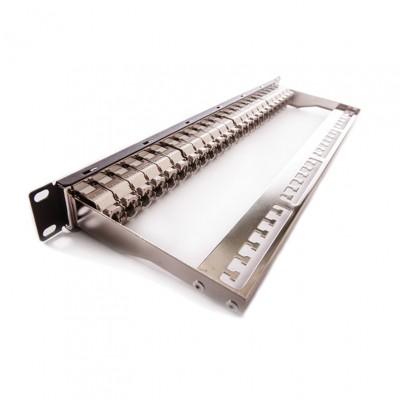 Patch panel, Cat.6A, 24xRJ45/s, crni, popunjen